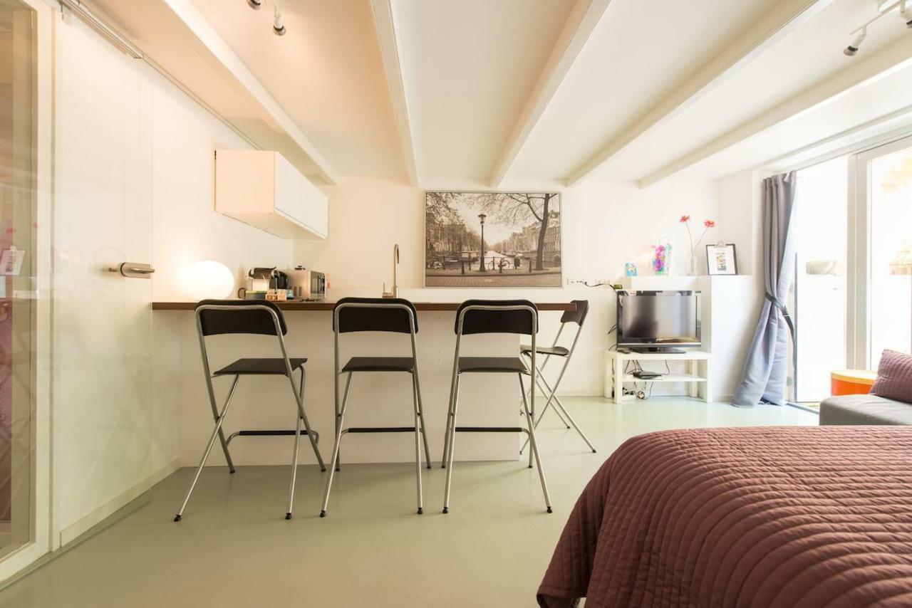 Quiet Apartment For 4 At Park In Center Amsterdam Exteriör bild