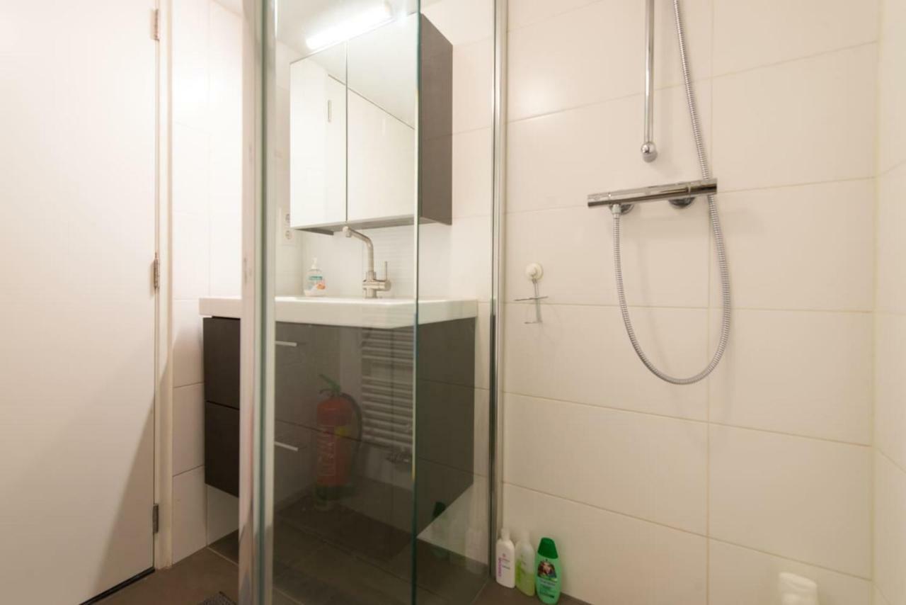 Quiet Apartment For 4 At Park In Center Amsterdam Exteriör bild