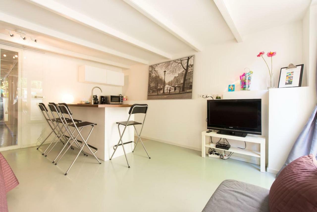 Quiet Apartment For 4 At Park In Center Amsterdam Exteriör bild